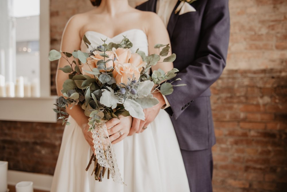 Biały dywan do kościoła i na ślub: Jak wybrać idealny na ten wyjątkowy dzień?